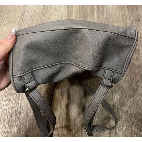 Relic Fossil Gray Medium Handbag Backpack Purse - Picture 5 of 6